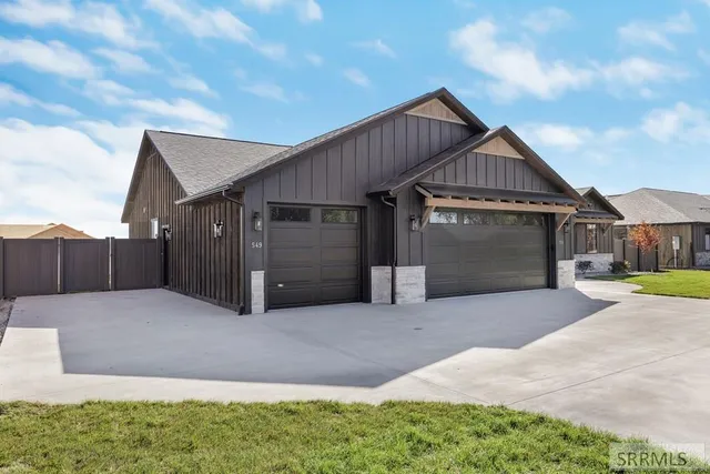 $590,000 | 551 North Teton Avenue, Sugar City, ID 83448