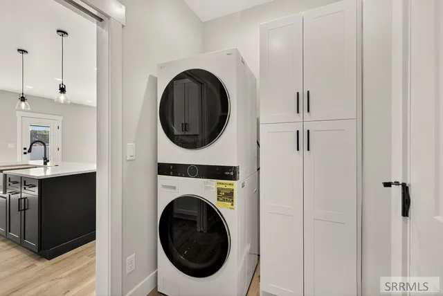 $590,000 | 551 North Teton Avenue, Sugar City, ID 83448