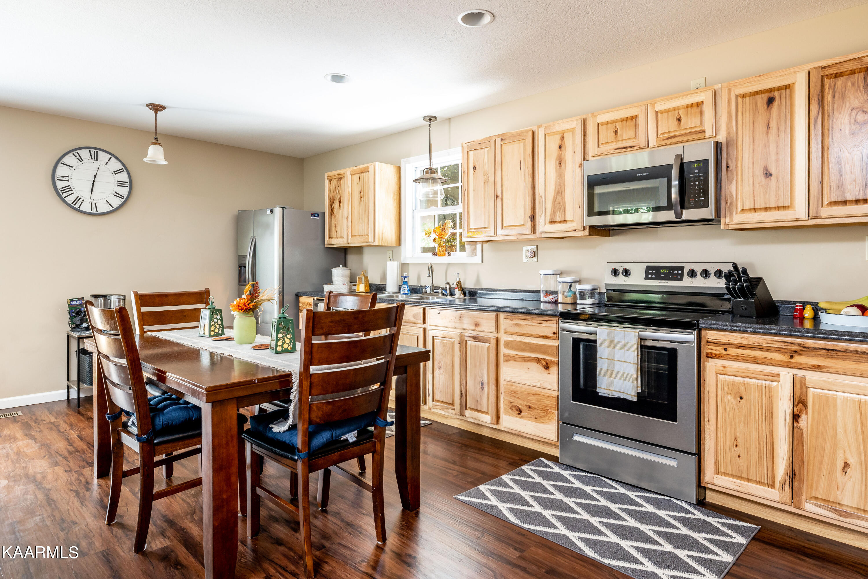 204 Gamble Road Madisonville, TN 37354 - Photo 13 of 29 kitchen 2