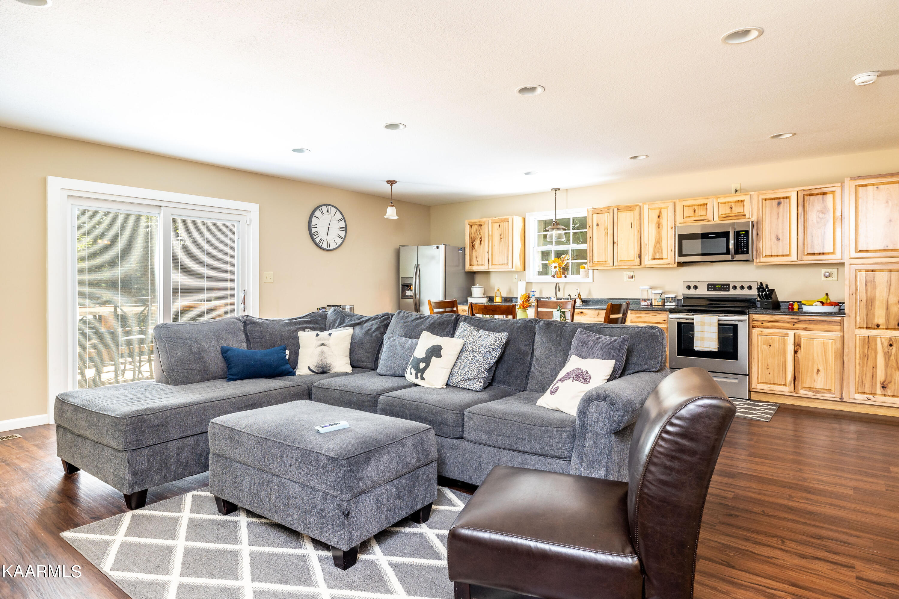 204 Gamble Road Madisonville, TN 37354 - Photo 8 of 29 upstairs living space 3