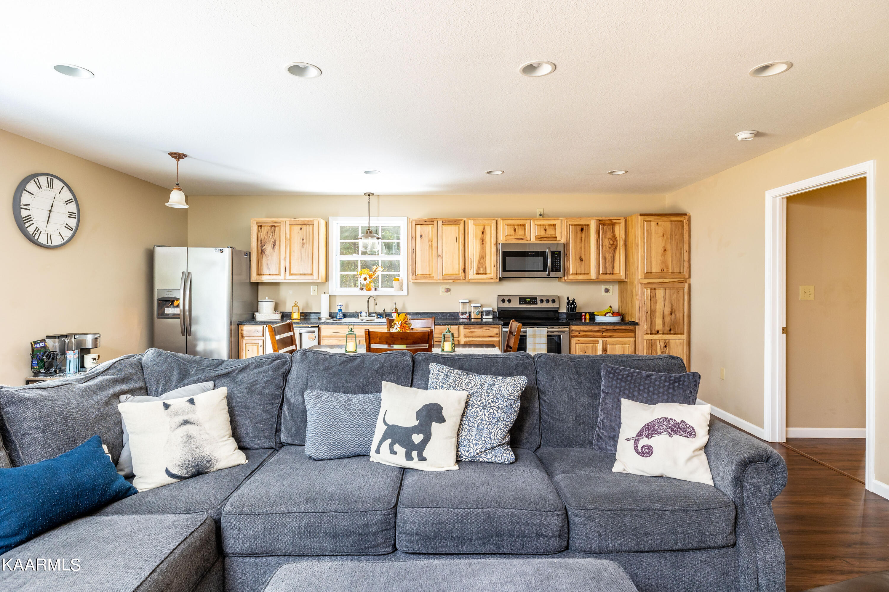 204 Gamble Road Madisonville, TN 37354 - Photo 9 of 29 upstairs living space 3