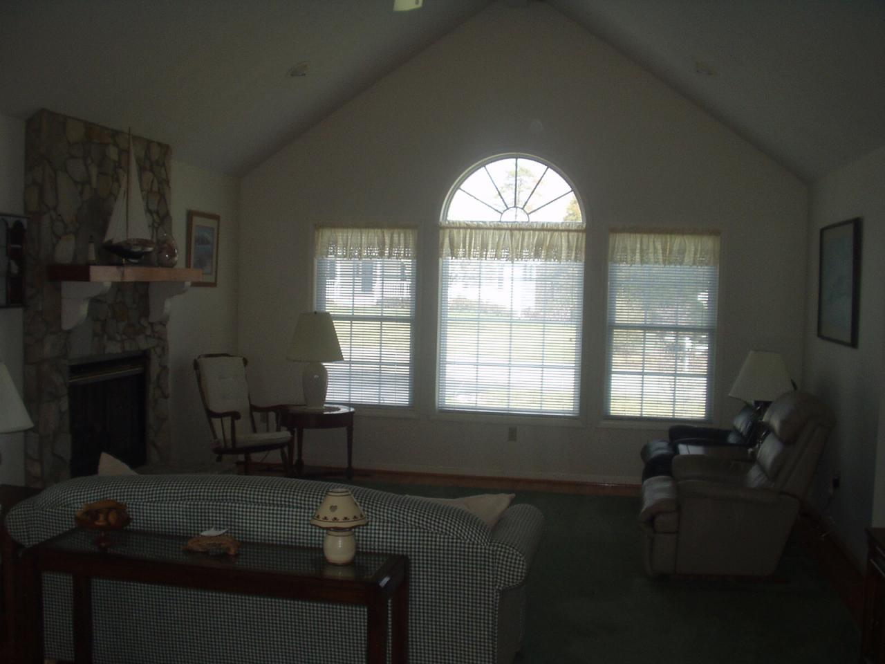 150 Teel Brooke Road Rocky Mount, VA 24151 - Photo 4 of 7 Living Room