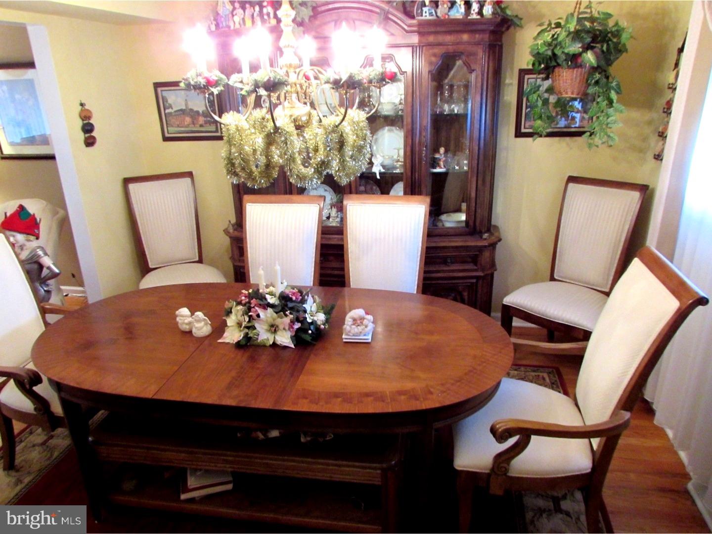 80 Iris Road Warminster, PA 18974 - Photo 14 of 24 Dining Room