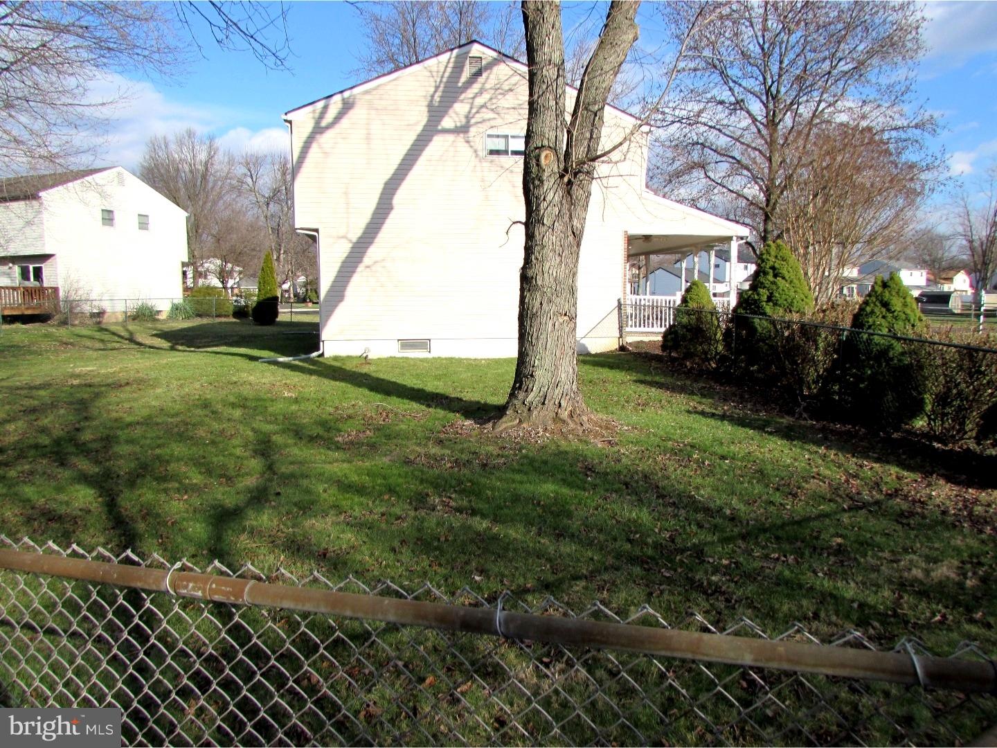 80 Iris Road Warminster, PA 18974 - Photo 5 of 24 Side Yard