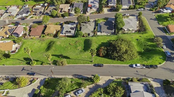 an aerial view of a yard