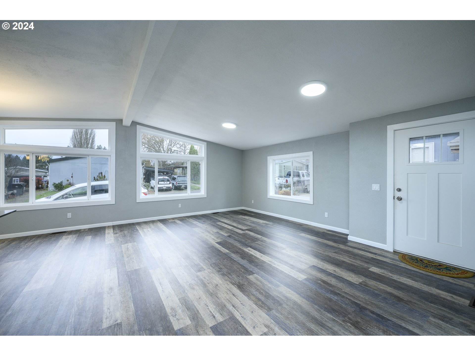 13620 Southwest Beef Bend Road, Unit 20 Portland, OR 97224 - Photo 15 of 39 Gallery Image 15