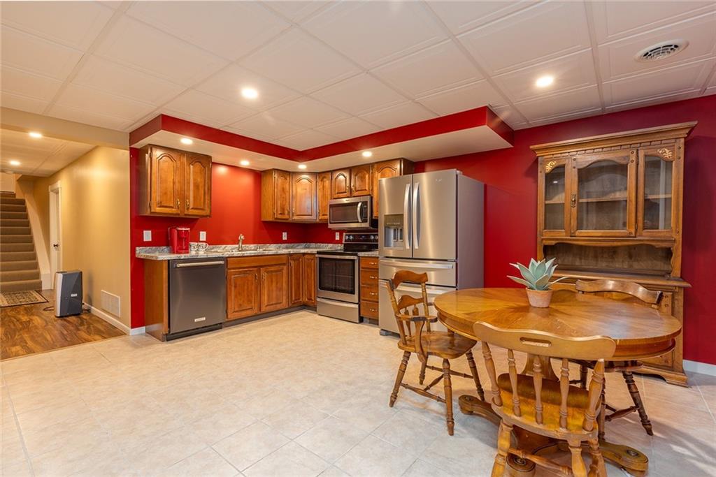 830 Stoystown Road Somerset, PA 15501 - Photo 18 of 25 Gallery Image 18