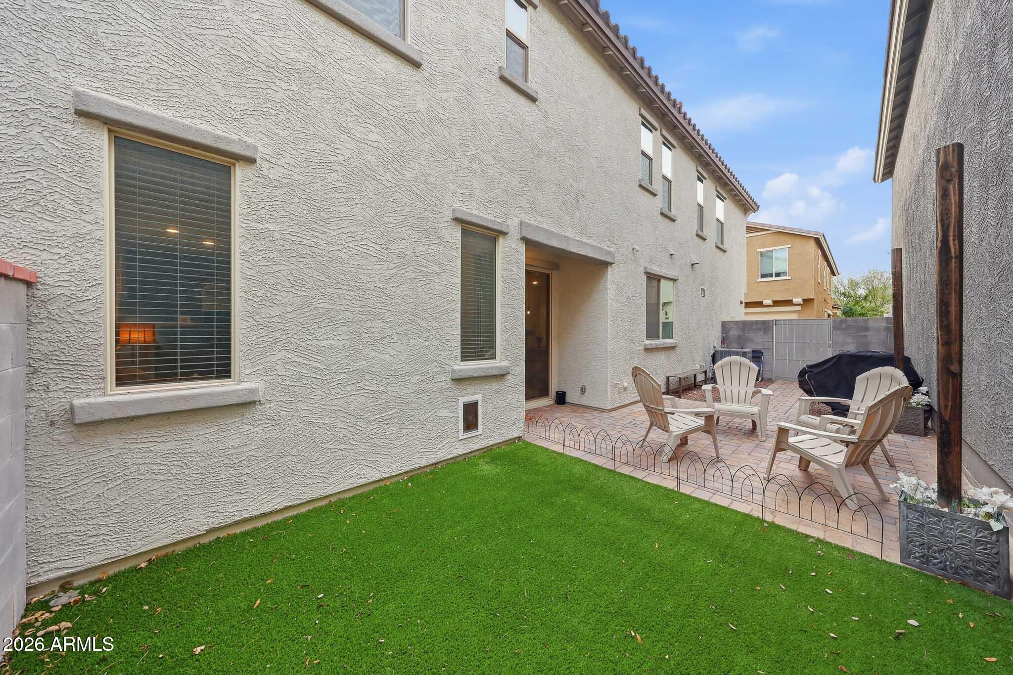 2492 North Stone Hill Road Buckeye, AZ 85396 - Photo 30 of 33 Turf