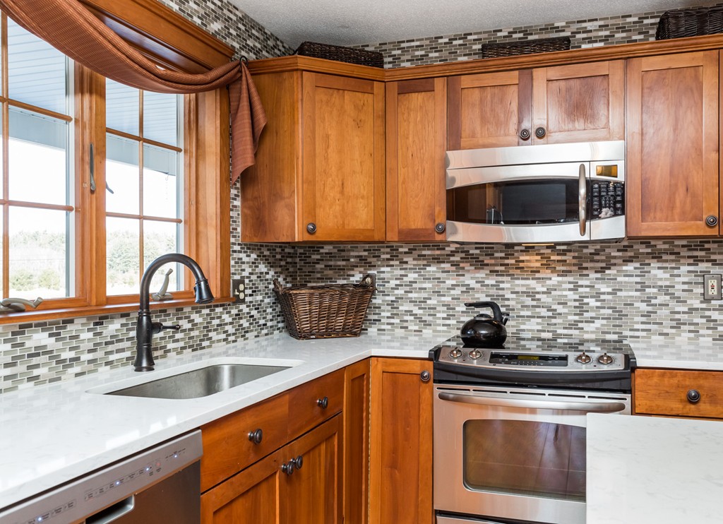 34 Strong Road Southampton, MA 01073 - Photo 11 of 30