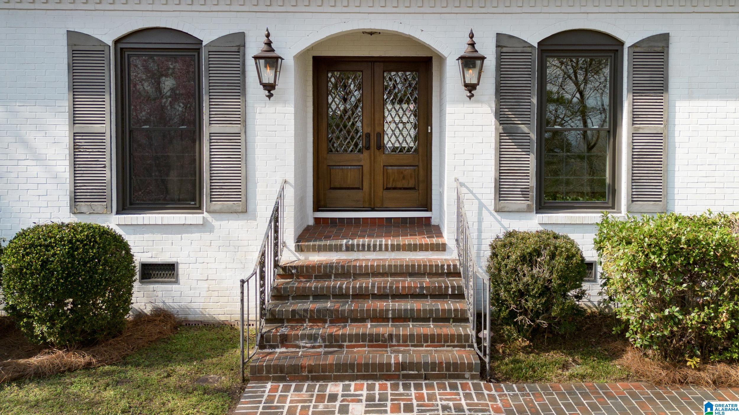 3568 Spring Valley Road Birmingham, AL 35223 - Photo 3 of 34