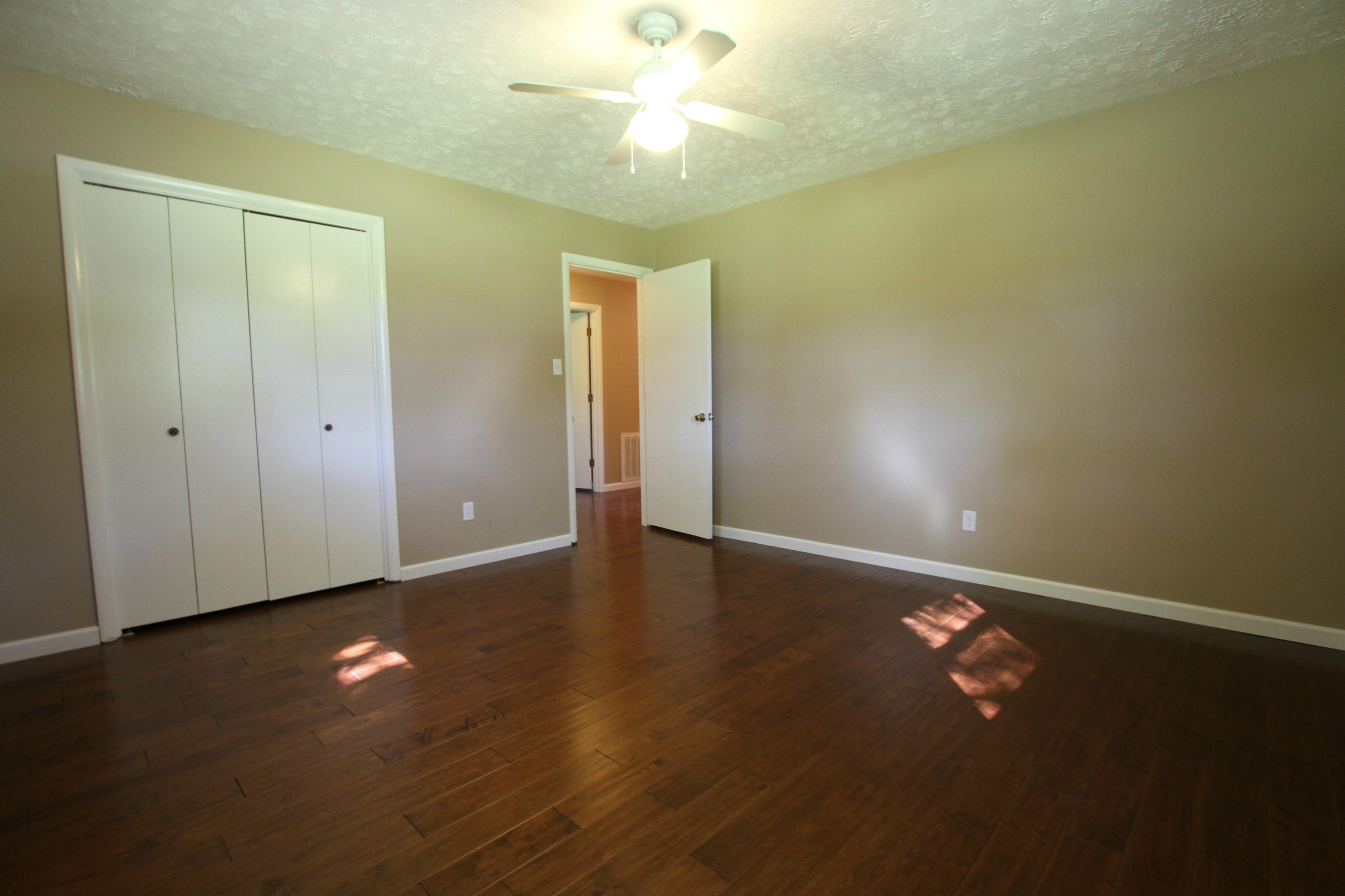 204 Geronimo Road Knoxville, TN 37934 - Photo 14 of 25 Bedroom 2