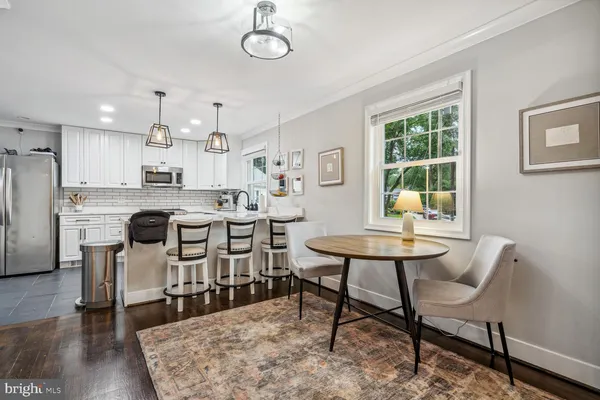 $5,750 | 2502 Duxbury Place, Alexandria, VA 22308