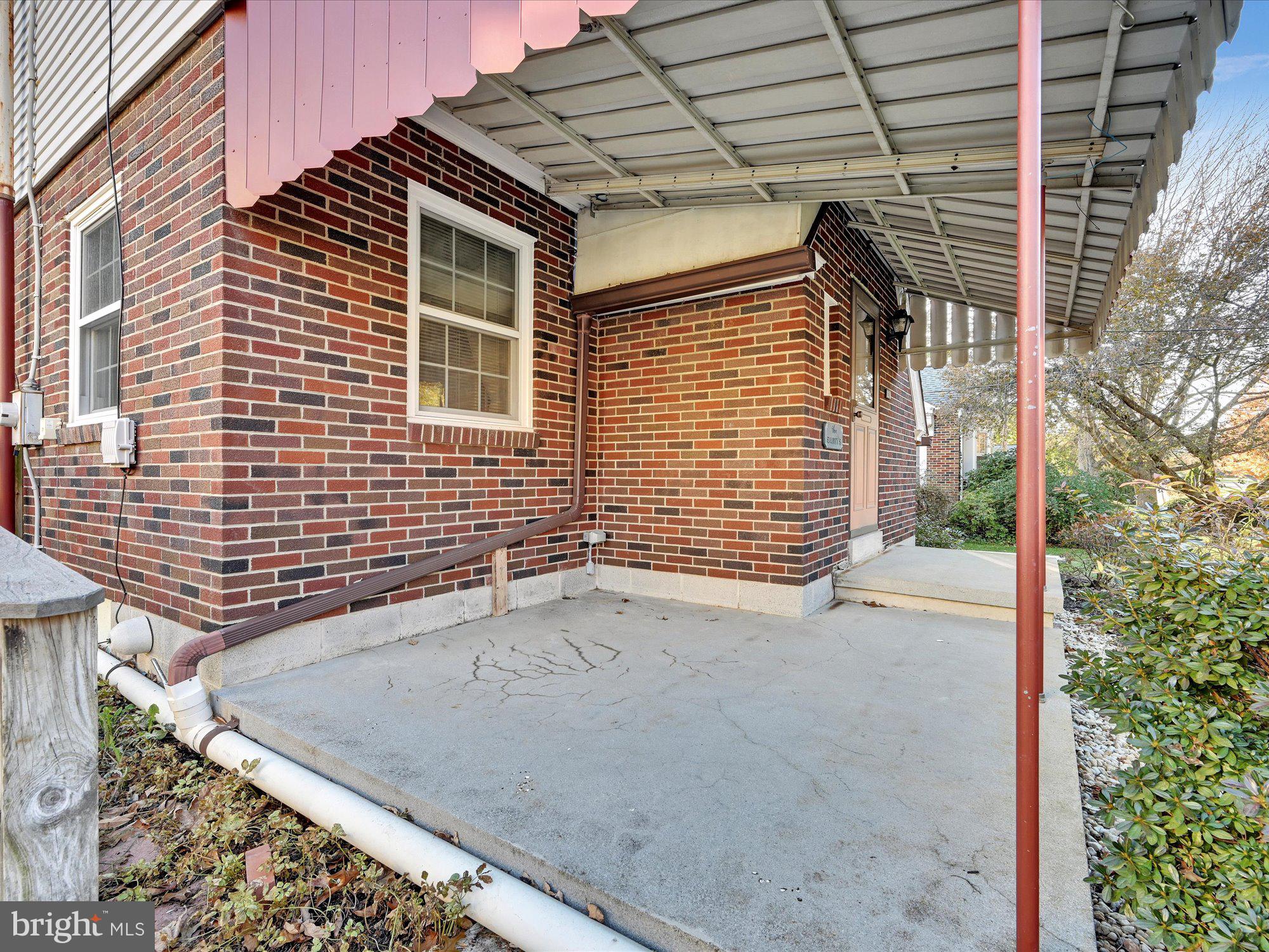 124 West 3rd Avenue Lititz, PA 17543 - Photo 3 of 45