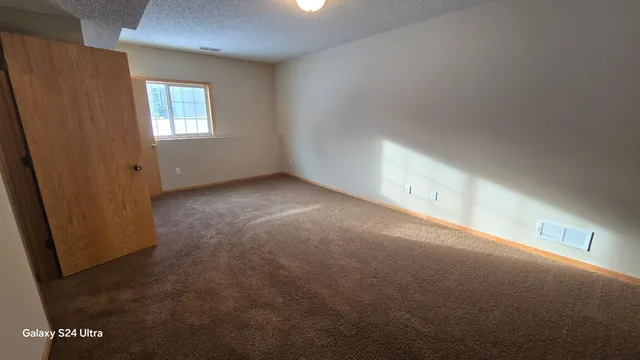 $285,000 | 11683 Alpine Drive, Monticello, MN 55362