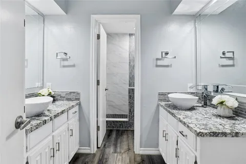 $499,900 | 2613 Stone Hollow Drive, Bedford, TX 76021