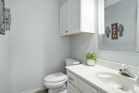 $499,900 | 2613 Stone Hollow Drive, Bedford, TX 76021