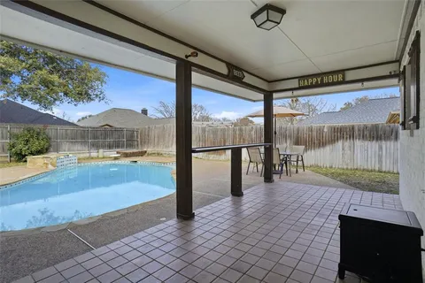 $499,900 | 2613 Stone Hollow Drive, Bedford, TX 76021