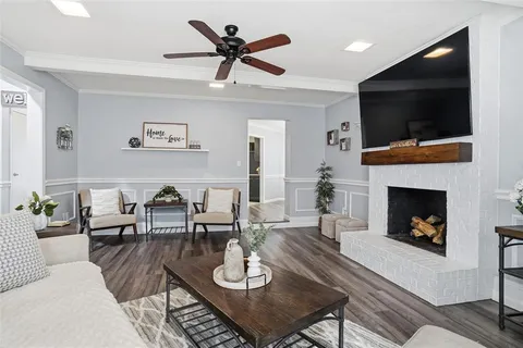 $499,900 | 2613 Stone Hollow Drive, Bedford, TX 76021