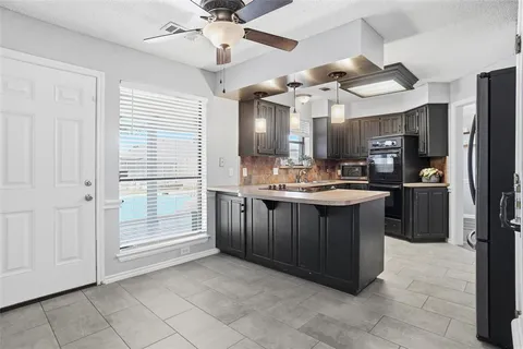 $499,900 | 2613 Stone Hollow Drive, Bedford, TX 76021