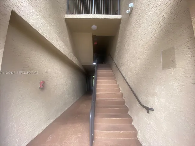 $2,400 | 11601 Southwest 2nd Street, Unit 21201, Pembroke Pines, FL 33025