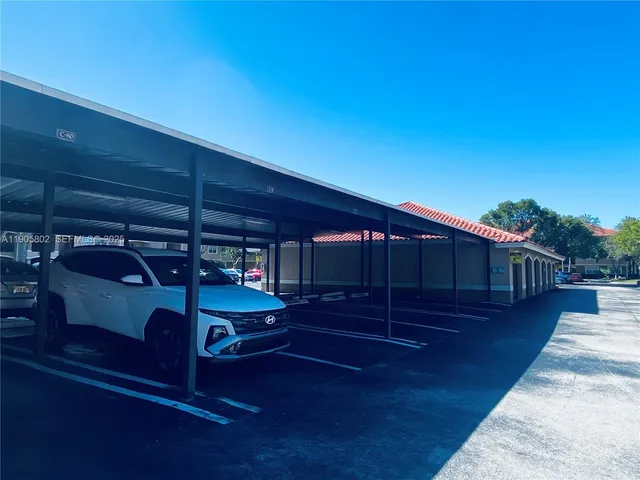 $2,400 | 11601 Southwest 2nd Street, Unit 21201, Pembroke Pines, FL 33025