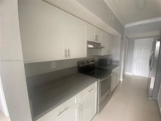 $2,400 | 11601 Southwest 2nd Street, Unit 21201, Pembroke Pines, FL 33025