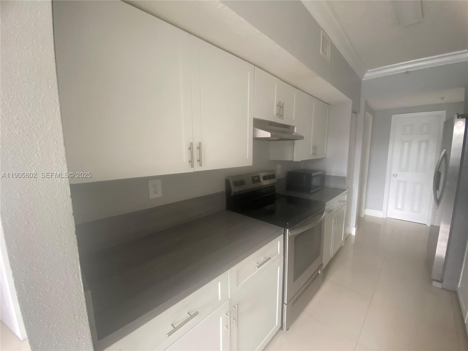 11601 Southwest 2nd Street, Unit 21201 Pembroke Pines, FL 33025 - Photo 4 of 25