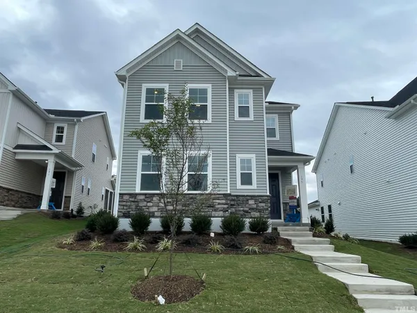 $2,195 | 195 Edge Of Auburn Boulevard, Clayton, NC 27520