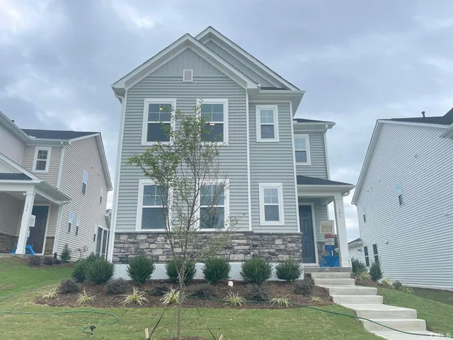 $2,195 | 195 Edge Of Auburn Boulevard, Clayton, NC 27520