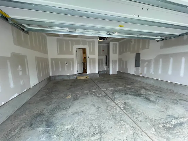 $2,195 | 195 Edge Of Auburn Boulevard, Clayton, NC 27520