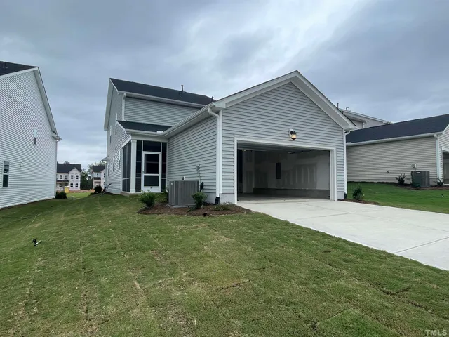 $2,195 | 195 Edge Of Auburn Boulevard, Clayton, NC 27520