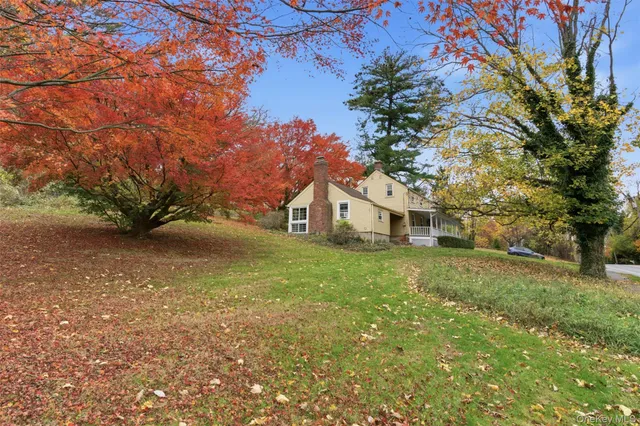 $7,500 | 327 West Neck Road, Lloyd Harbor, NY 11743