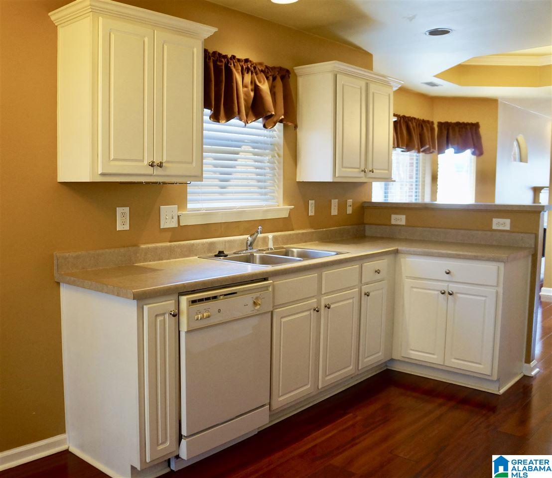524 Summit Circle Fultondale, AL 35068 - Photo 14 of 39