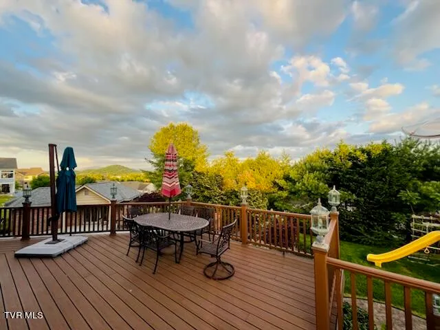 $5,000 | 517 Douglas Drive, Unit 9, Johnson City, TN 37604