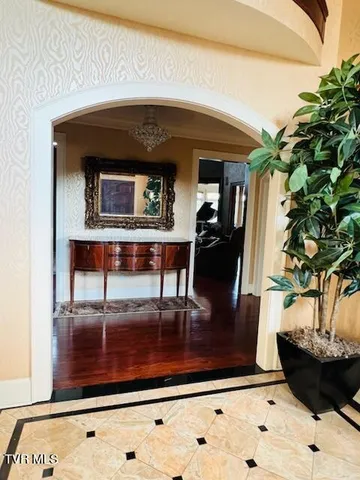 $5,000 | 517 Douglas Drive, Unit 9, Johnson City, TN 37604