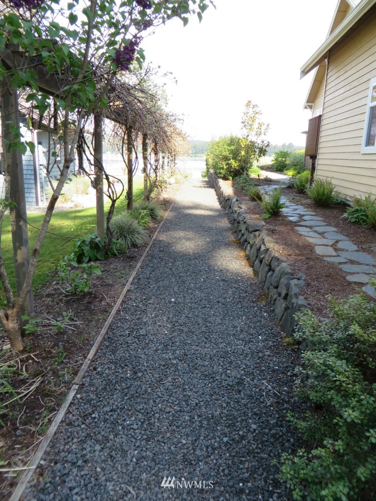 16434 Pearson Road Northeast Poulsbo, WA 98370 - Photo 3 of 9 Gallery Image 3