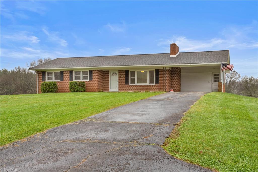 1534 Little Pine Road Ennice, NC 28623 - Photo 2 of 47