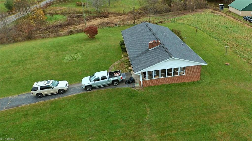 1534 Little Pine Road Ennice, NC 28623 - Photo 12 of 47