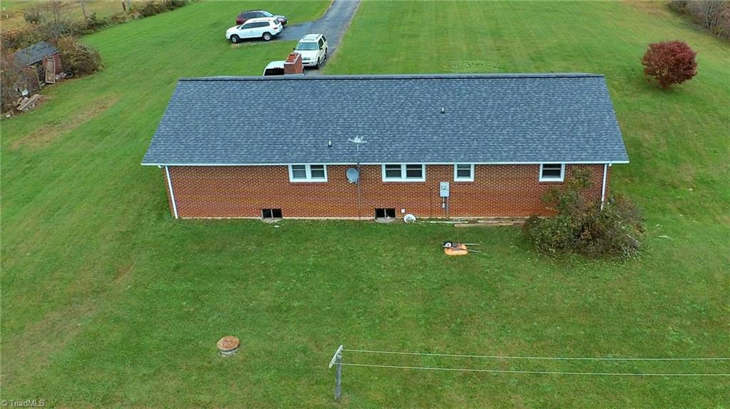 1534 Little Pine Road Ennice, NC 28623 - Photo 14 of 47