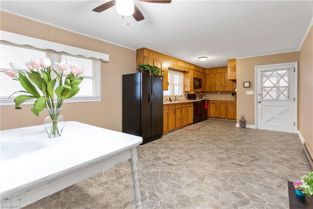 1534 Little Pine Road Ennice, NC 28623 - Photo 26 of 47