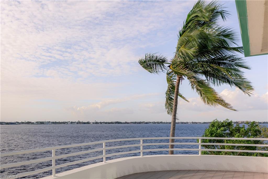 14040 Schultz Road Fort Myers, FL 33908 - Photo 19 of 47 a view of a terrace
