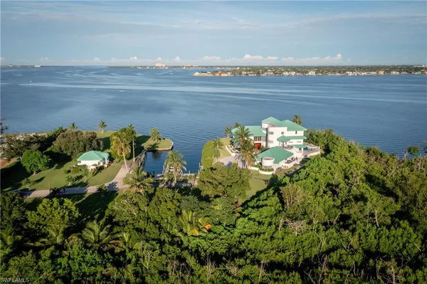 $18,000,000 | 14040 Schultz Road, Fort Myers, FL 33908