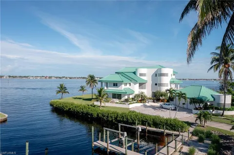 a view of a lake with a outdoor space