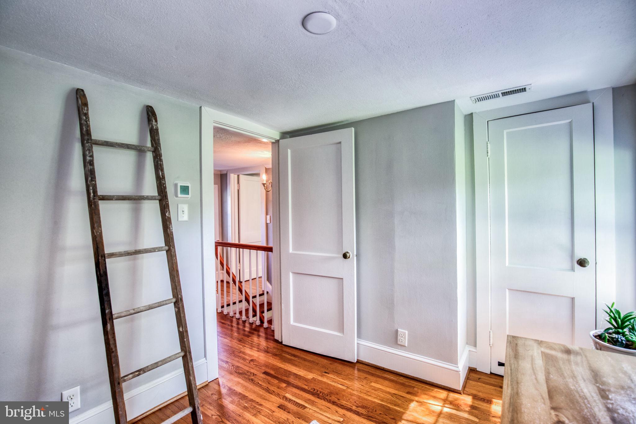 1815 Country Road Beaverdam, VA 23015 - Photo 32 of 92 ADDITIONAL VIEW OF 2ND BEDROOM