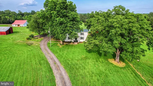 a view of a storage & utility room