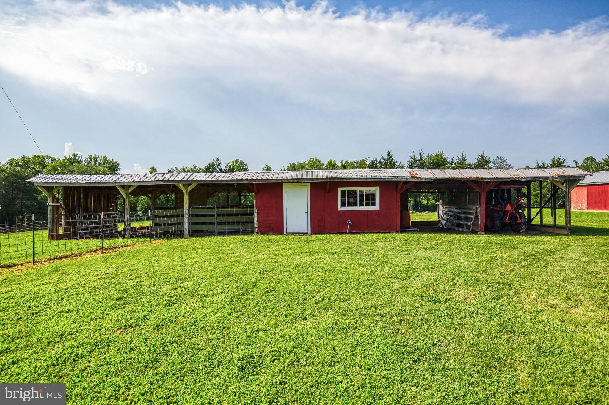 1815 Country Road Beaverdam, VA 23015 - Photo 54 of 92 a view of a house with a yard and front view