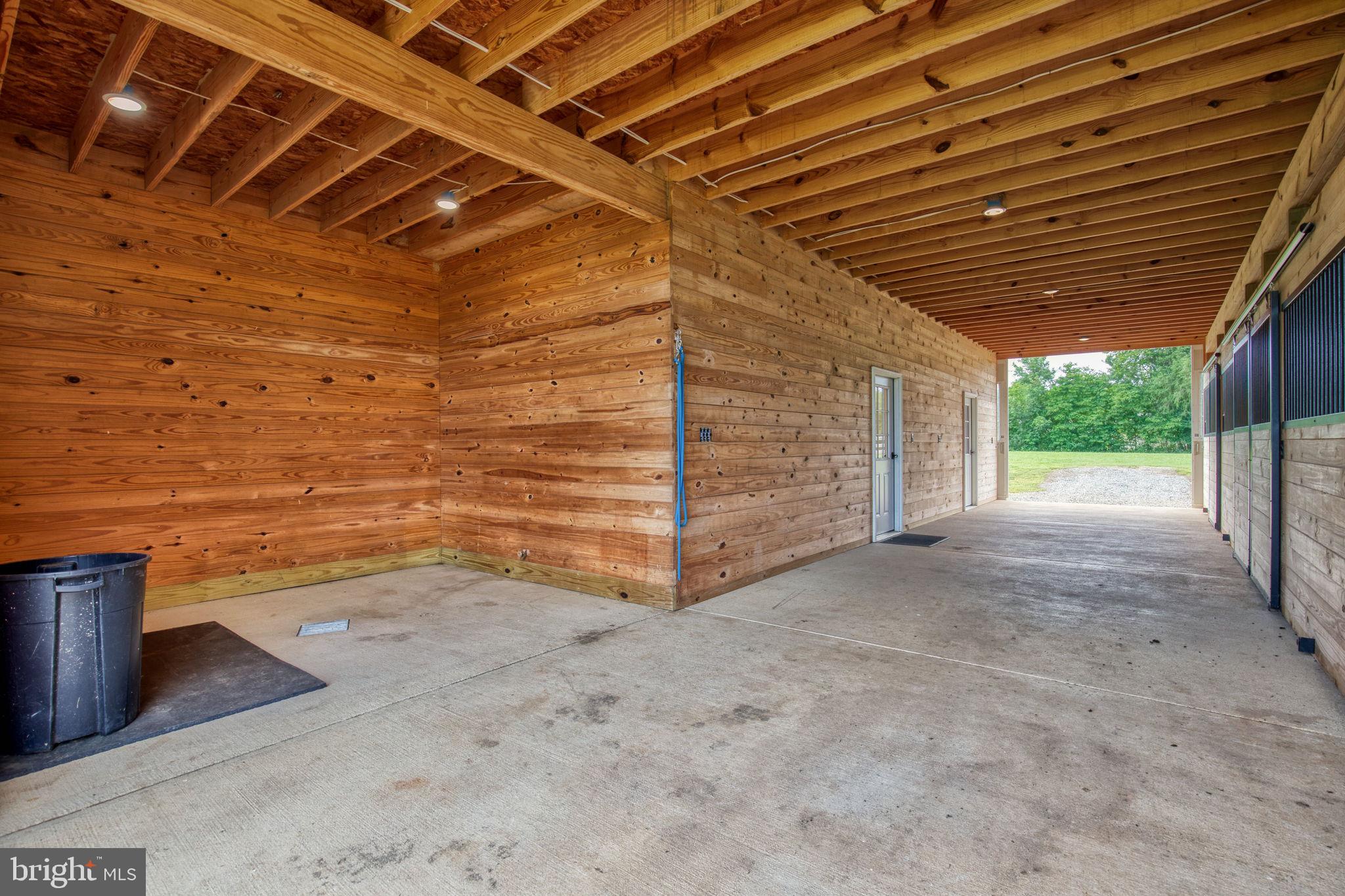 1815 Country Road Beaverdam, VA 23015 - Photo 83 of 92 WASH ROOM - WITH WATER AND BUILT IN DRAIN