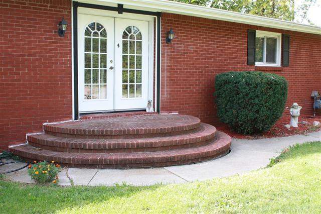 2504 Gump Road East Fort Wayne, IN 46845 - Photo 3 of 30 Gallery Image 3