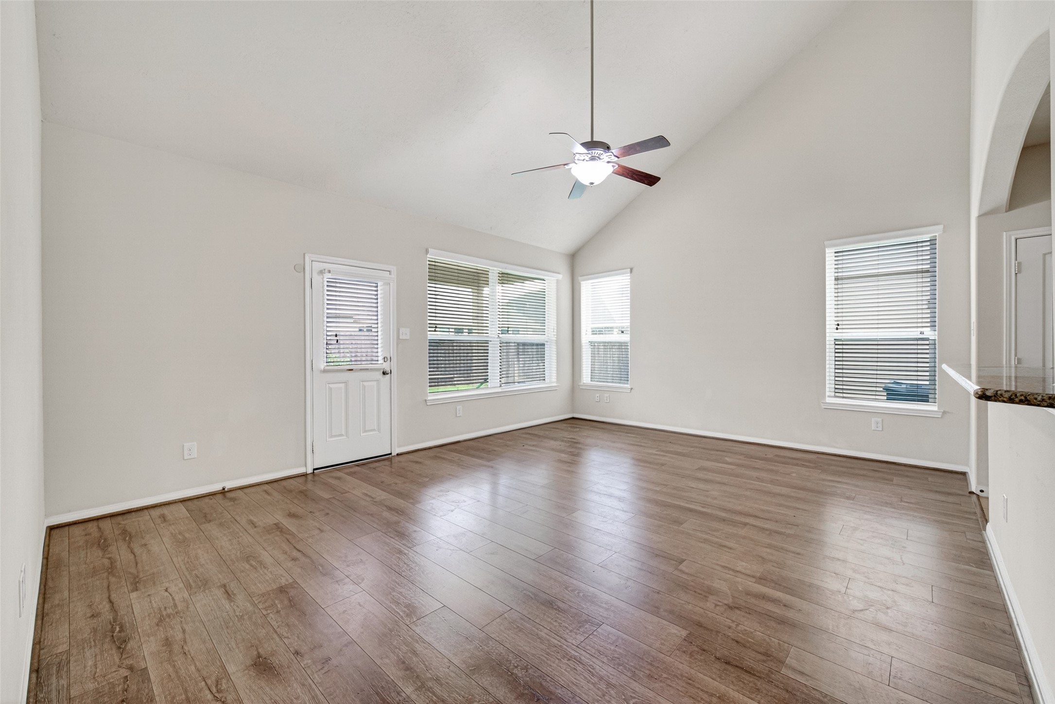 25018 Diamond Ranch Drive Katy, TX 77494 - Photo 14 of 46