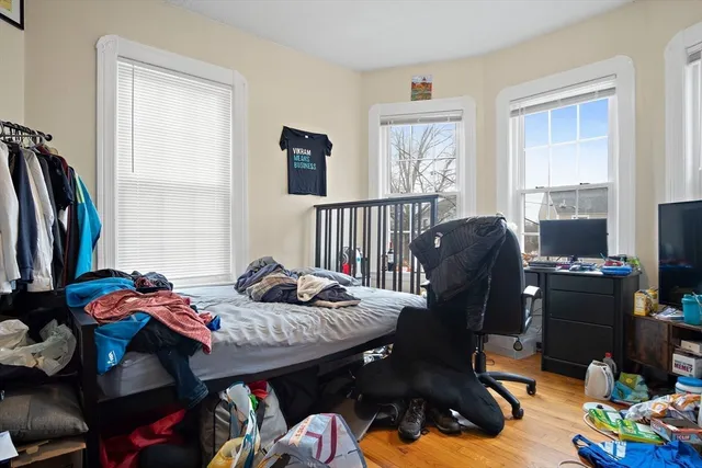 $4,200 | 852 Huntington Avenue, Unit 2, Boston, MA 02115